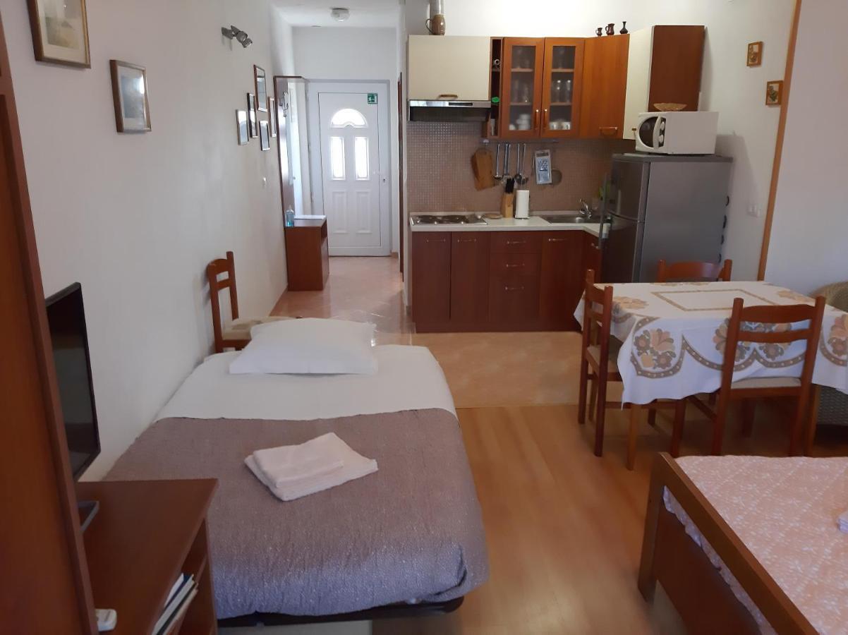 Apartments N & V Poreč Zewnętrze zdjęcie